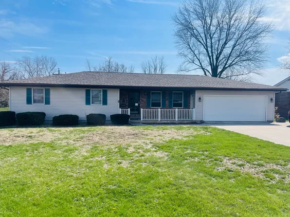 1033 W Lowry St, Pittsfield, IL 62363