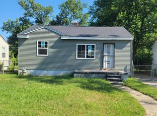 27054 Notre Dame St, Inkster, MI 48141