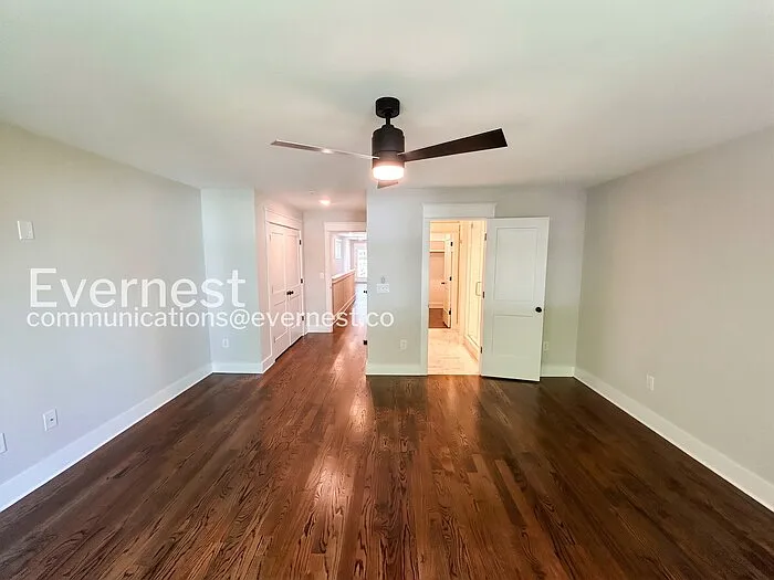 2146 Burns St — Photo 11