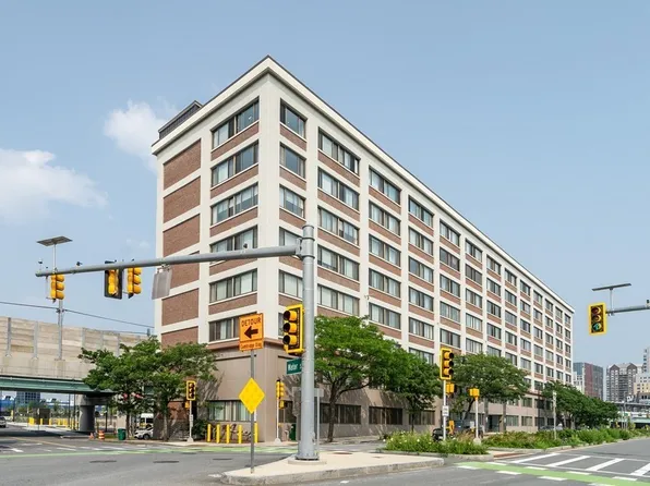 169 Monsignor Obrien Hwy APT 315, Cambridge, MA 02141