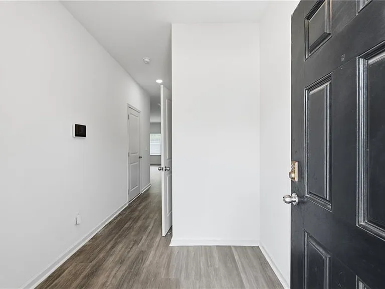 7134 Gladstone Cir — Photo 3