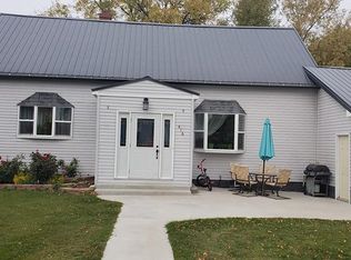 416 E Ave W, Lakota, ND 58344