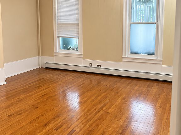 4th image of 8833 80th St #1