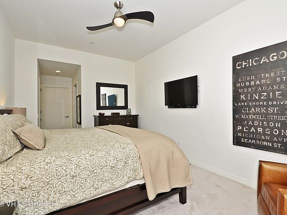 5th image of 65 E Monroe St Unit 4005