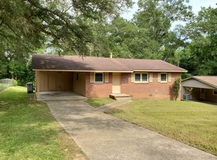 10 Dowling St, Daleville, AL 36322