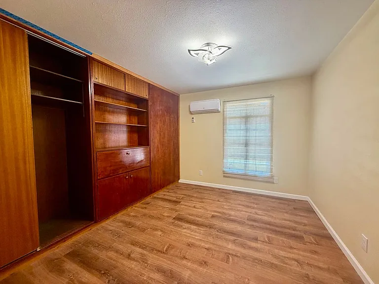 302 Ryan Dr — Photo 12