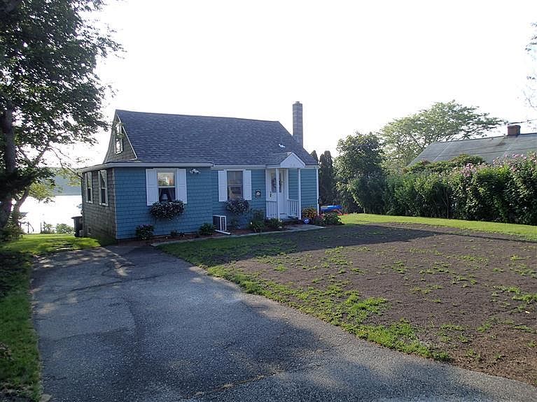 1st image of 218 Edgewater Dr E