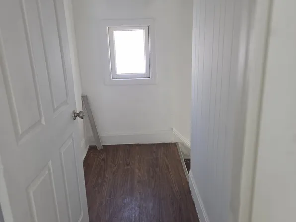 3133 W 44th St APT 4, Cleveland, OH 44109