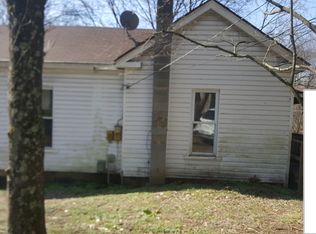 642 Flynn St, Eden, NC 27288