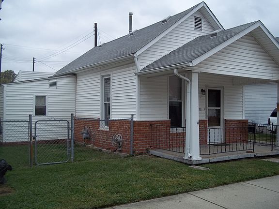 2nd image of 723 Elm St