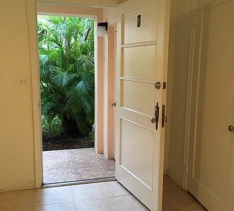 4th image of 16 Zamora Ave #1