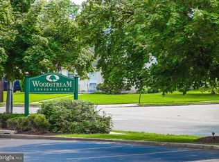 814 South Ave APT J5, Secane, PA 19018