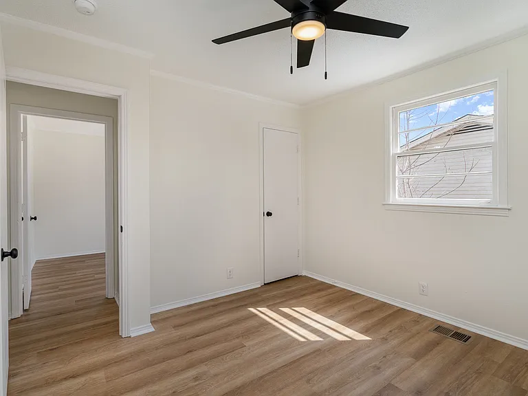 122 Brookside Dr — Photo 22