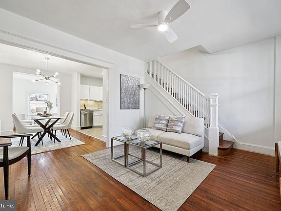 4th image of 606 Hamilton St NW