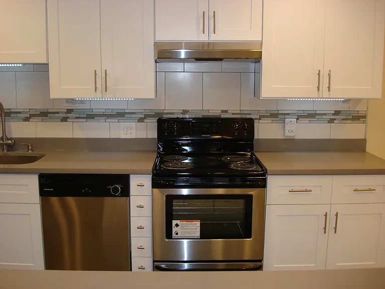 119 Franklin St #4 — Photo 2