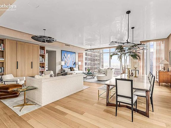4th image of 20 W 53rd St #44
