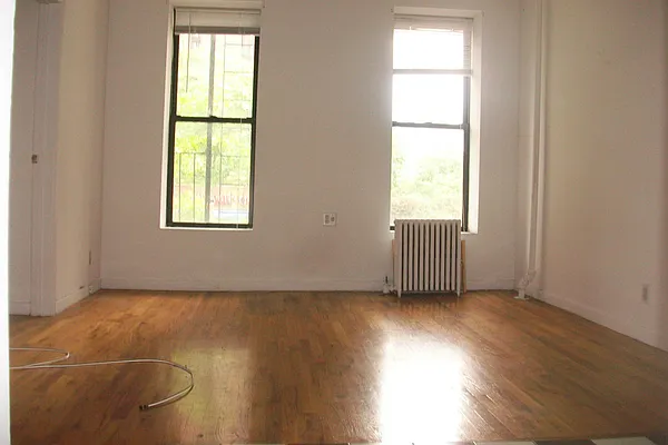 Rented by Keller Williams NYC | media 14