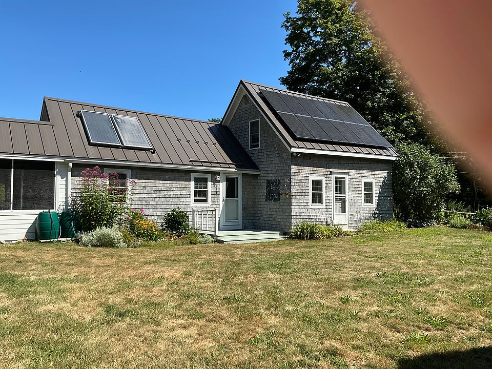1st image of 536 Cundys Harbor Rd