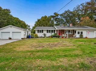 33 Cedar Street, Hudson, NH 03051