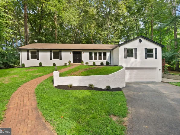 14863 Prestige Dr, Woodbridge, VA 22193