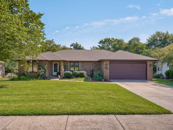 942 S Greentree Avenue, Springfield, MO 65809