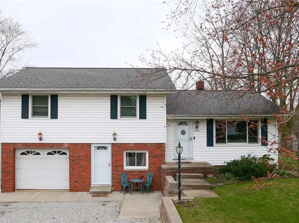 3263 Overlook Dr, Akron, OH 44312