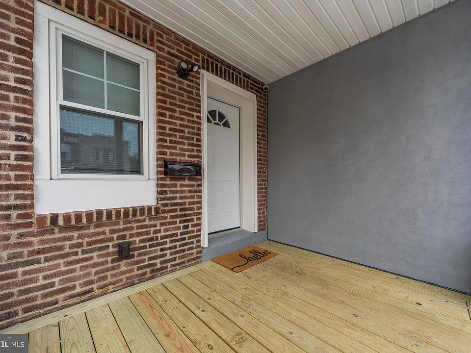 1119 Thomas St