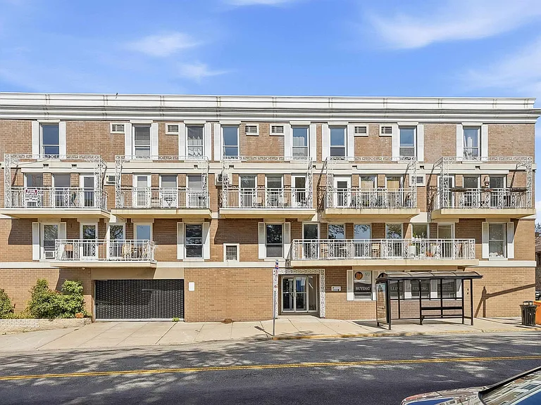 5311 Boulevard E #7 — Photo 14