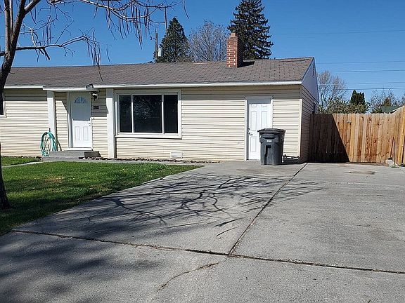 2nd image of 4274 Sun Dr NE