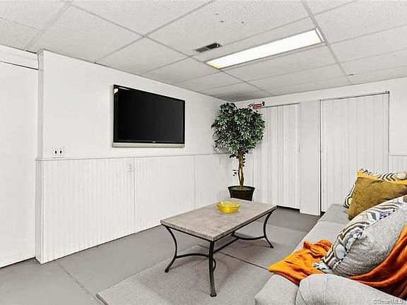 4th image of 54 Dannell Dr