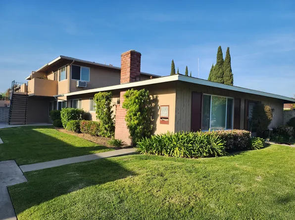 1556 Caraway Dr #D, Costa Mesa, CA 92626