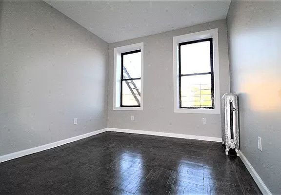 2nd image of 2380 Grand Ave APT 1D