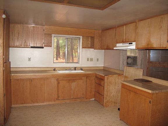4th image of 36010 Mariposa Way