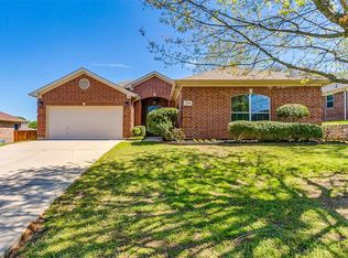 2209 Creek Side Dr, Weatherford, TX 76087