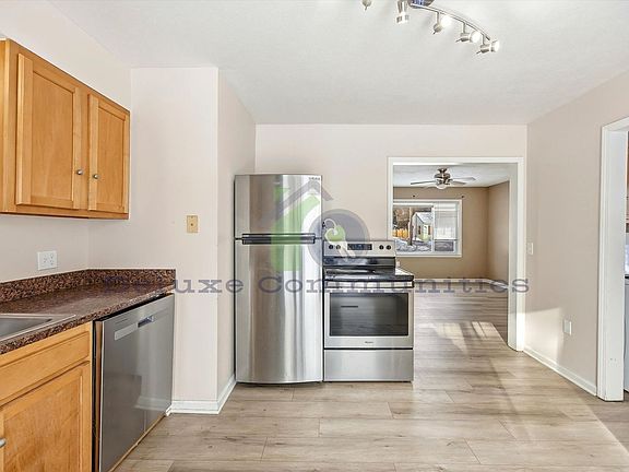 5th image of 1650 Matilda St NE