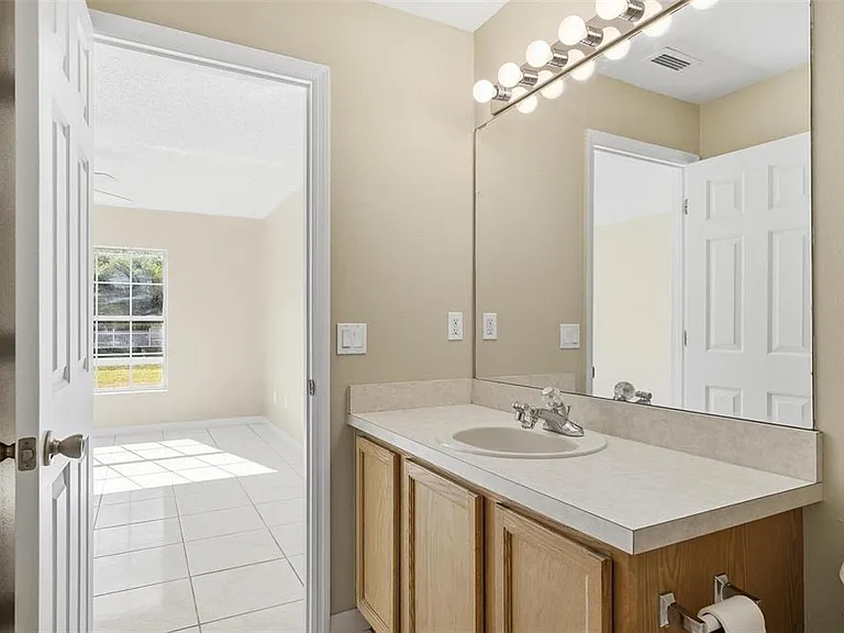 106 La Mancha Dr — Photo 14
