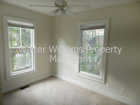 5th image of 54 1/2 Carrera St APT B
