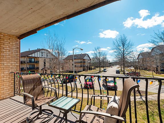 3rd image of 17940 Royal Oak Ct APT 2E