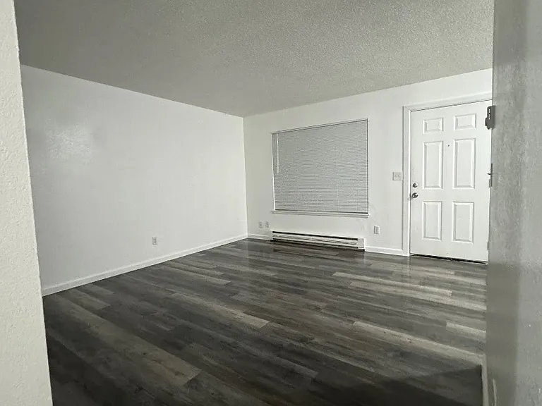 Unit Photo