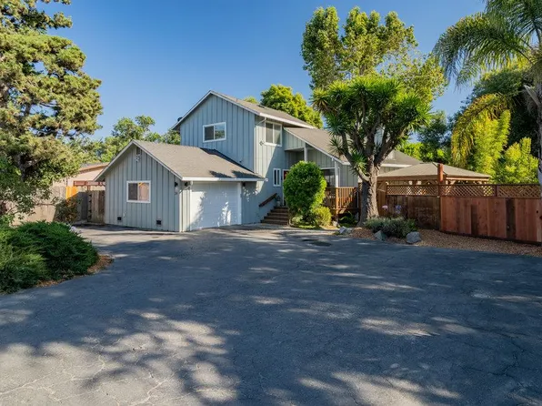 30 College Rd, Watsonville, CA 95076