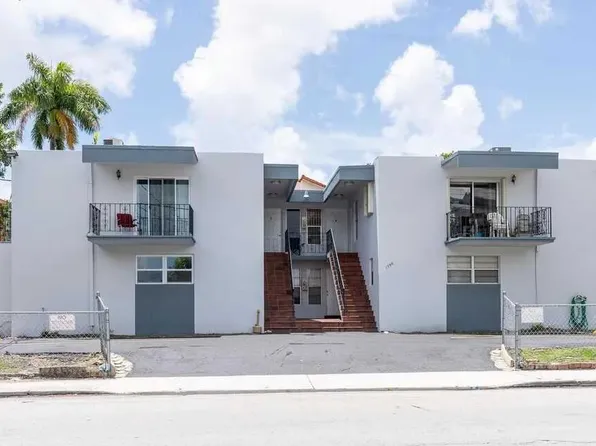 1390 NW 2nd St APT 3, Miami, FL 33125
