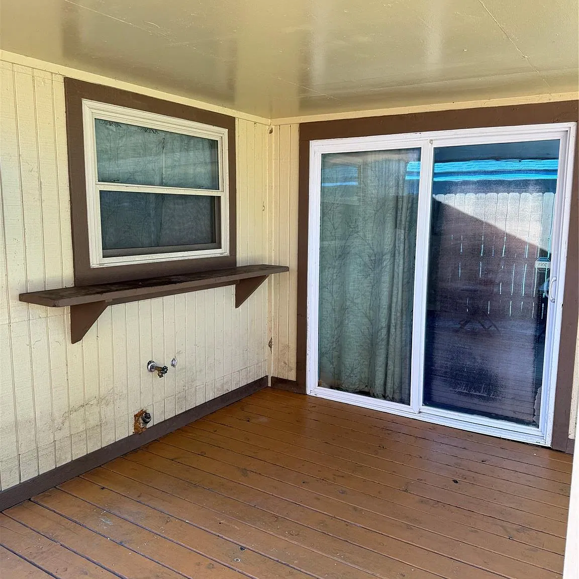 3 bed, 2.0 bath, 1701 sqft, $2,500 — Photo 3