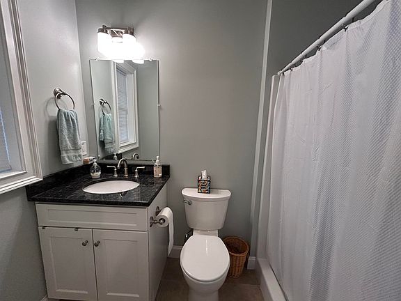 5th image of 28 Acadia Lane