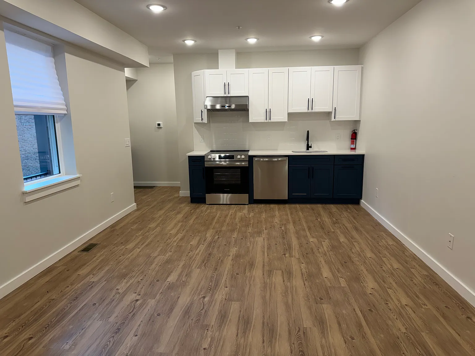 2 bed, 800 sqft, $1,850 — Photo 4