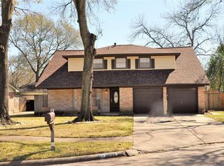 9731 Springmont Dr, Houston, TX 77080