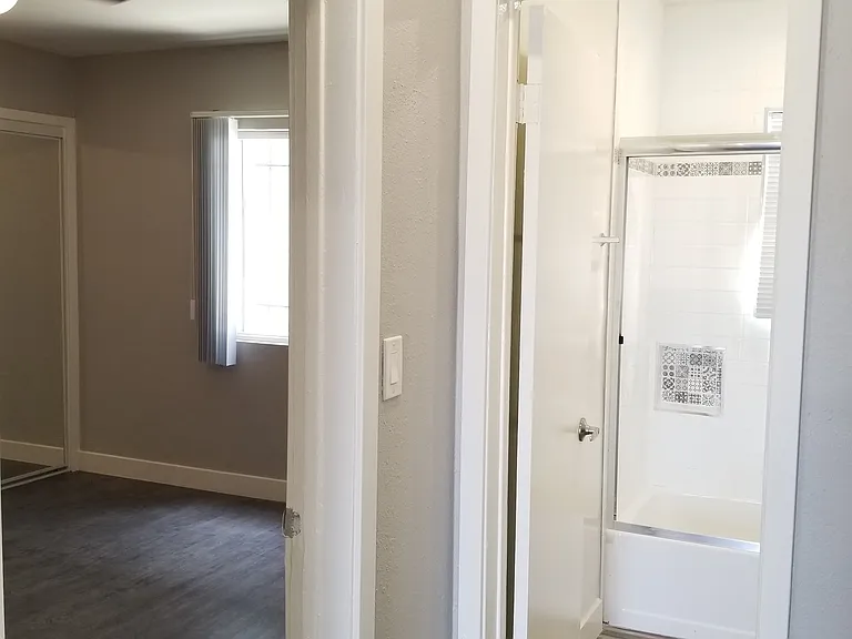 3463 W Florence Ave #4 — Photo 10