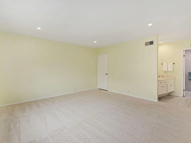 507 Mills Way — Photo 13