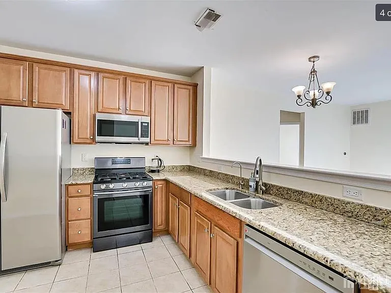 26 Edward Stec Blvd #2623 — Photo 4