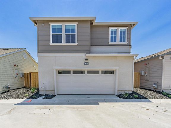 2nd image of 223 Manatee Street