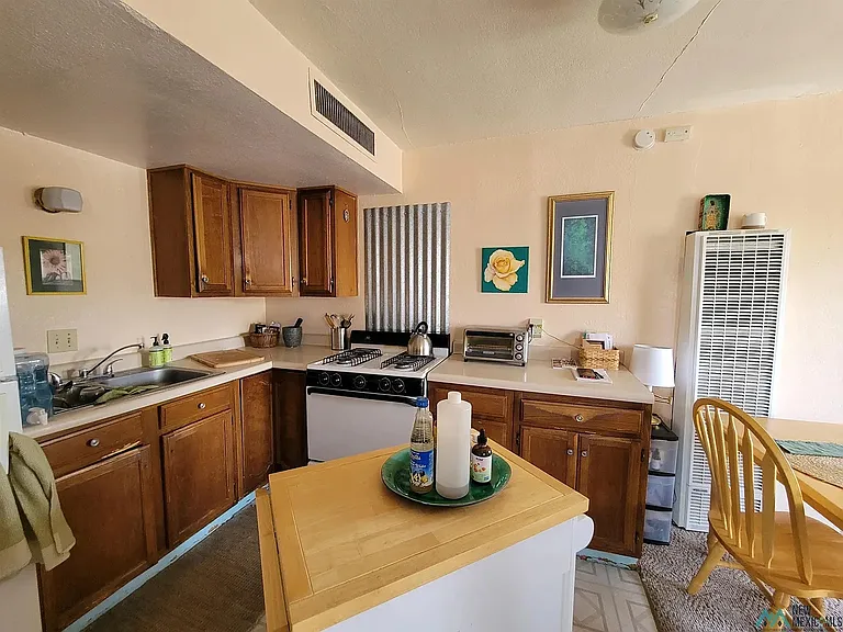 220 N Foch St #3 — Photo 2